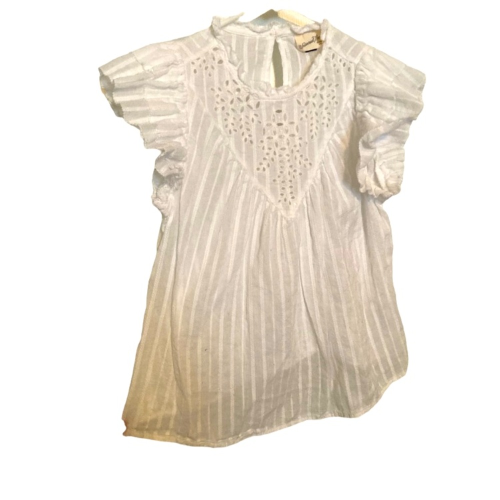 White Ruffle Sleeved Lightweight Blouse. Super Cute And Breathable. Size Small.